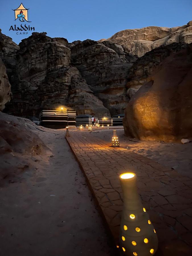 Aladdin Camp Hotel Wadi Rum Exterior photo